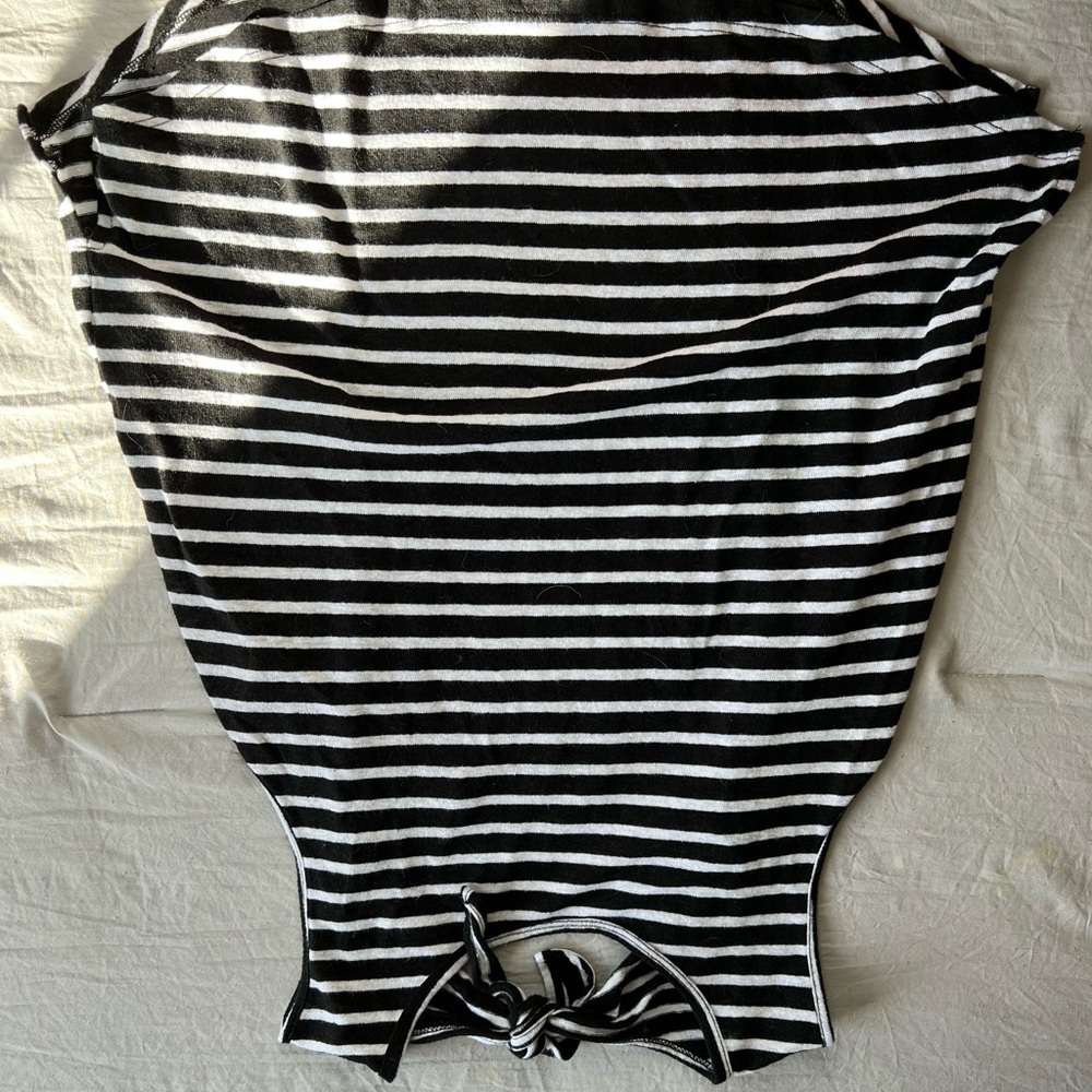 Old navy sz medium tank